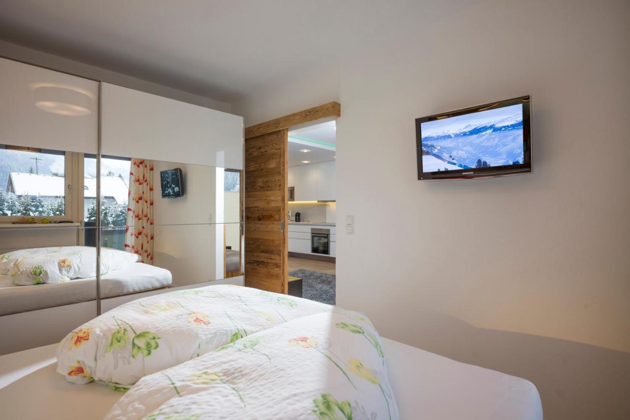 Royal Waldfeld Apartment Mayrhofen Exterior photo